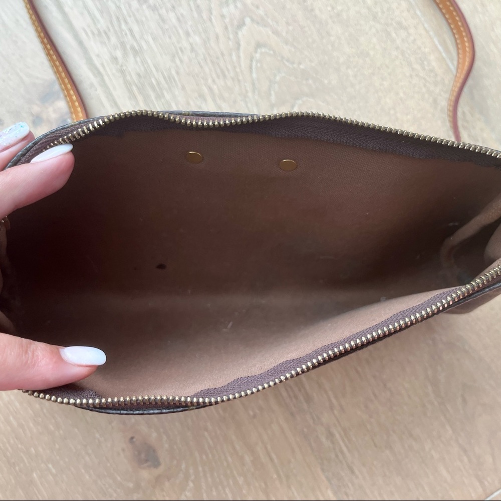 Authentic Louis Vuitton Eva Handbag - Picture 5 of 6